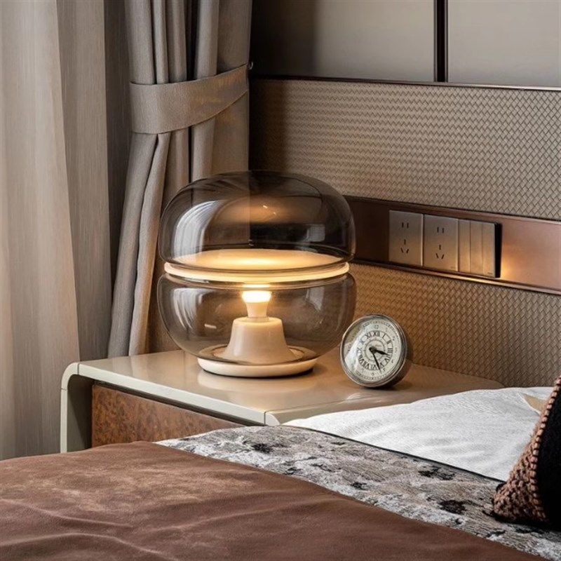 现代简约轻奢样板间卧室床头柜书房书桌台灯儿童房闹钟装饰摆件