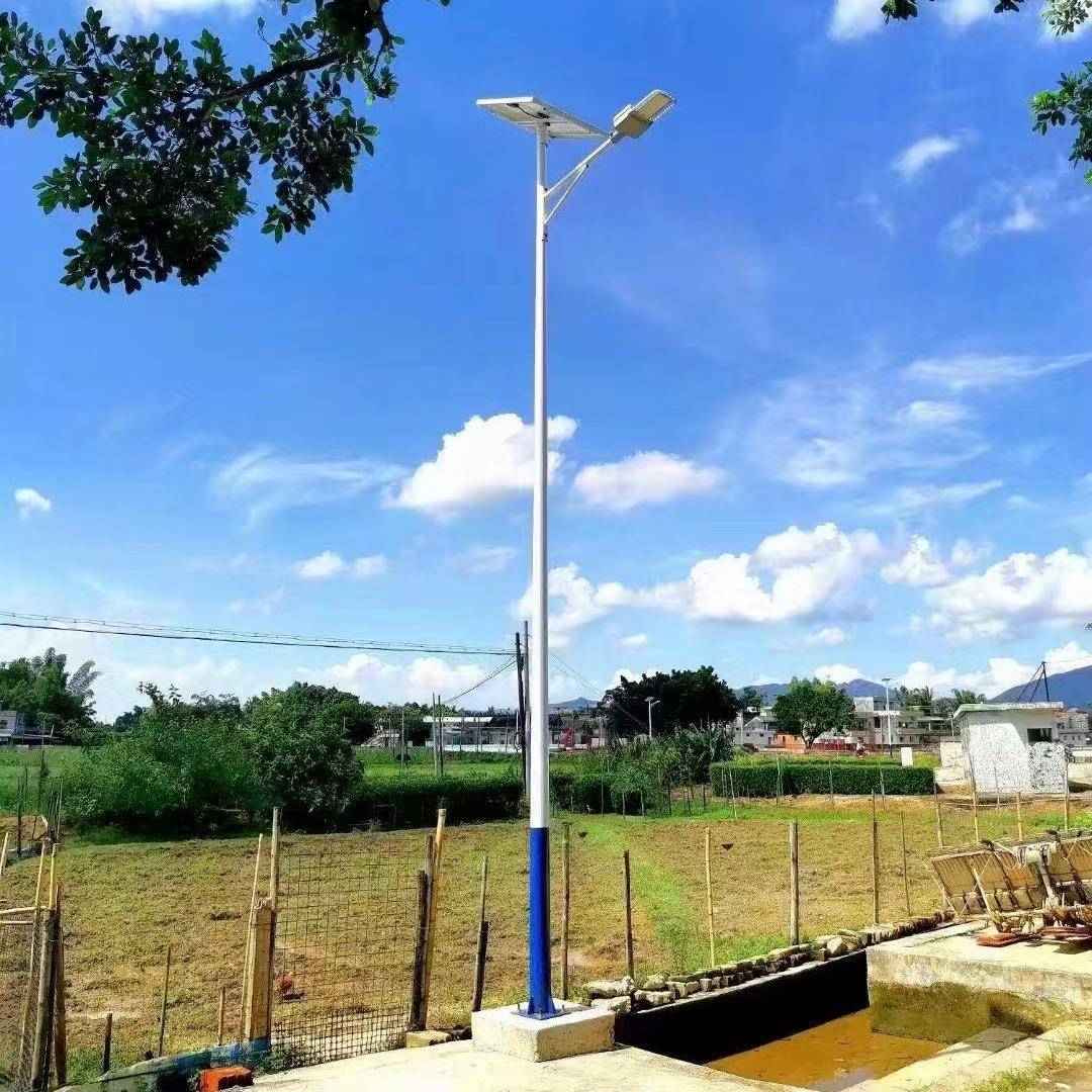 6米太阳能路灯新农村市政工程照明路灯大功率家用庭院太阳能路灯