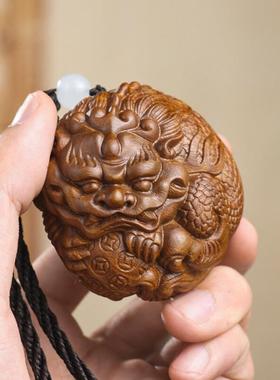 绿檀实木雕刻貔貅黄杨木财气手把件汽车挂件挂饰送礼