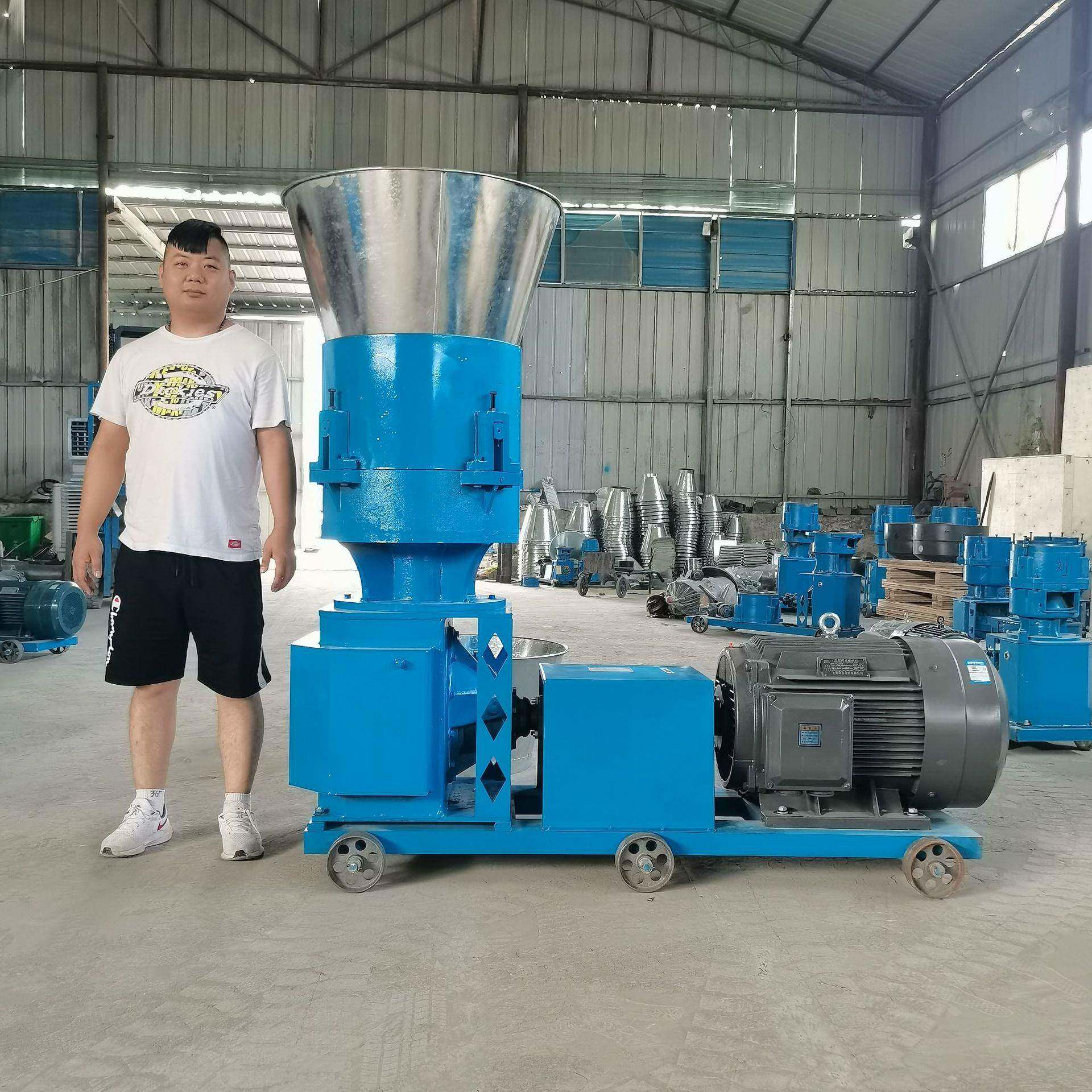 工厂饲料颗粒机秸秆玉米麸皮造粒机养殖饲料造粒机狗粮