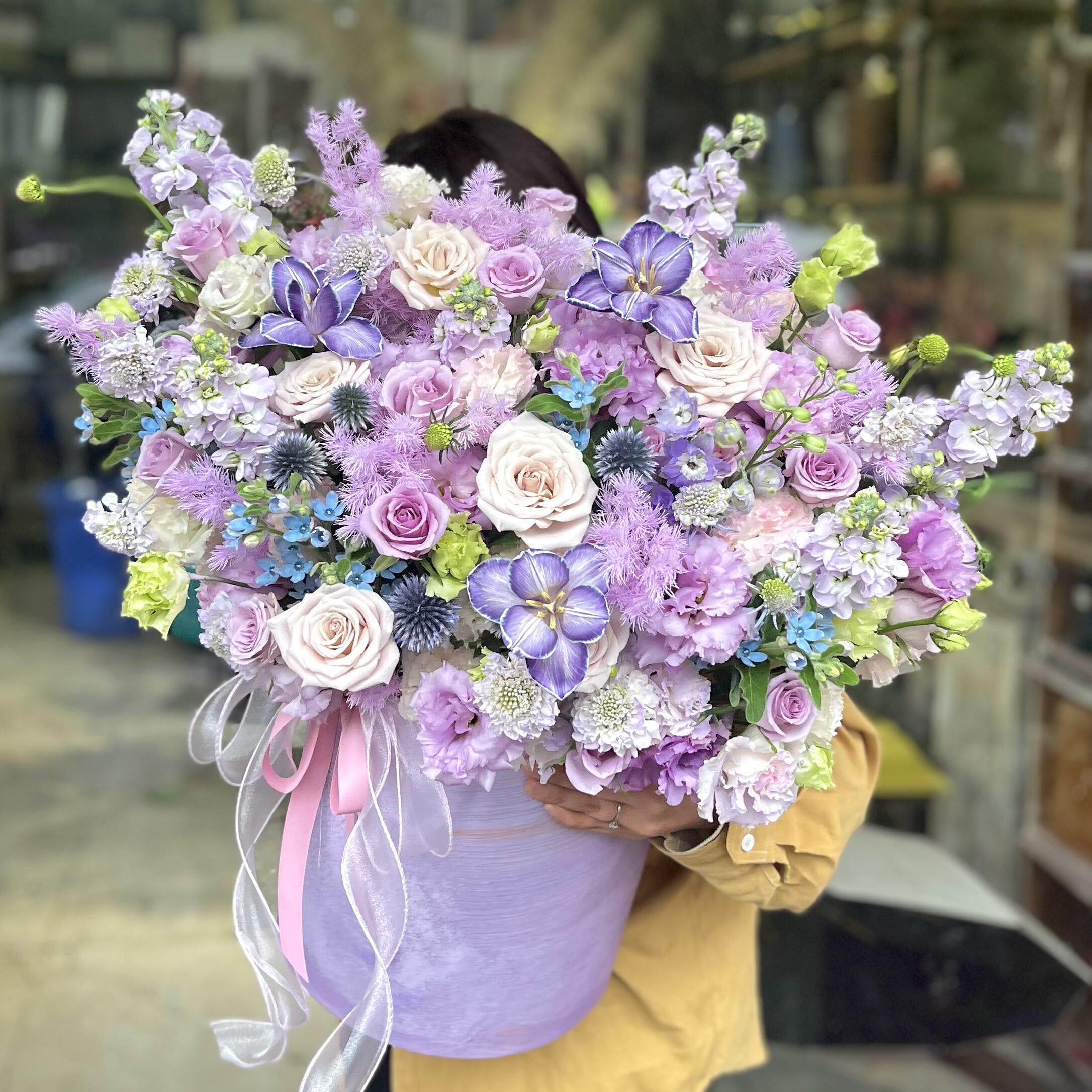 西安鲜花同城速递玫瑰向日葵抱抱桶田园风送女友闺蜜生日乔迁祝福