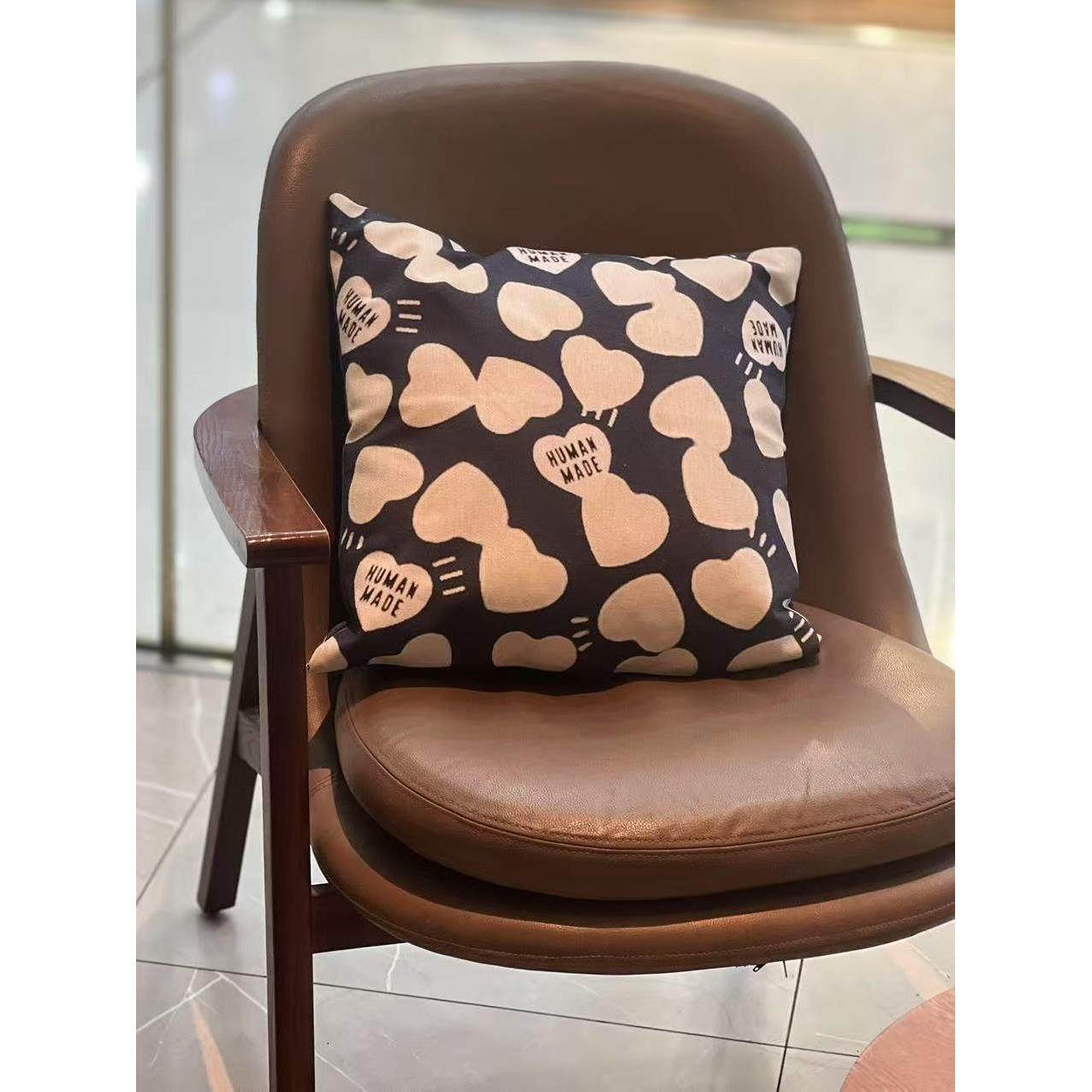 现货INS北欧风human爱心抱枕两用靠枕办公室午睡枕靠垫沙发靠枕,居家布艺,靠垫/抱枕,淘宝优惠券,粉丝福利购,淘宝优惠卷