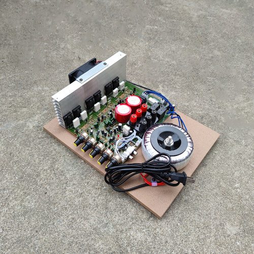600W220V蓝牙重低音2.1声道功放 环牛3声道A1943VC5200功放板大功