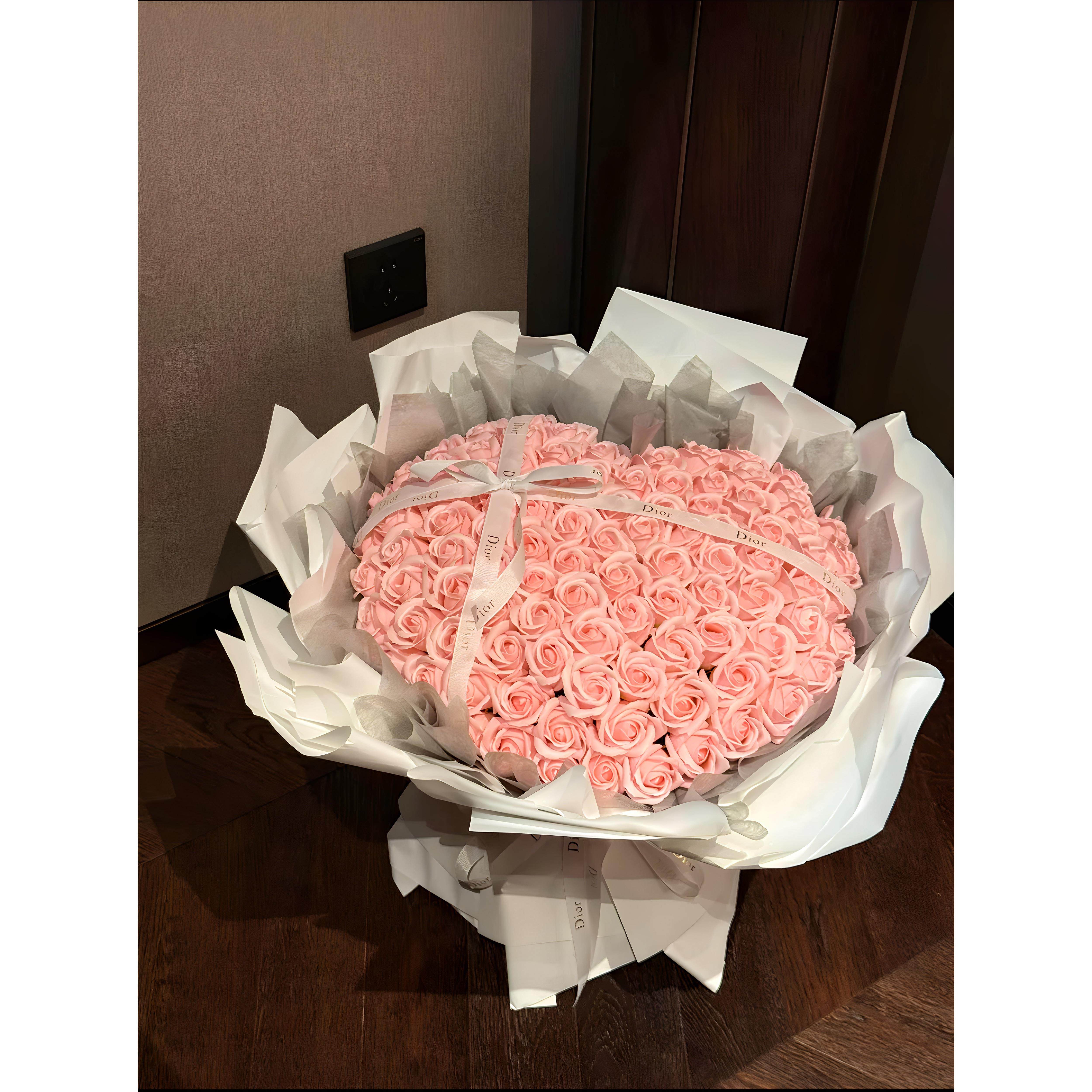 永生花花束生日节日礼物送女朋友闺蜜爱心形玫瑰花束彷真香皂花束