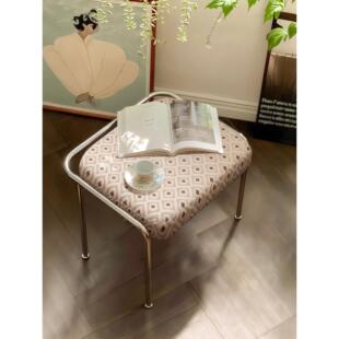 包豪斯女孩换鞋 方形软梳梳妆台椅子 凳客厅卧室试衣间铁中世纪风格