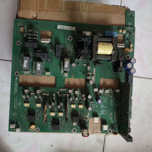 议价ABB变频器RINT-5611C驱动板，ACS800系列，拆