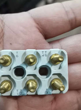 S.E.F.A.L.电机接线柱，44x27型号，白色塑料外壳议价