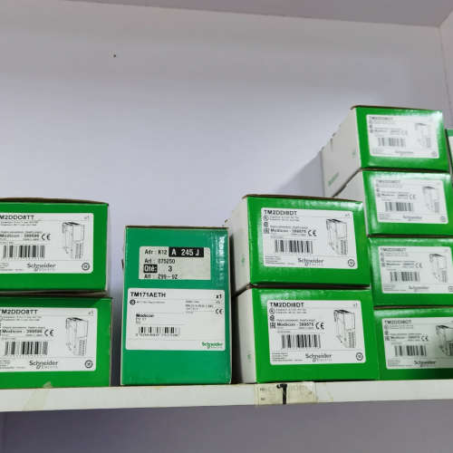 议价TM2DOCKN  TM218扩展面板 过保