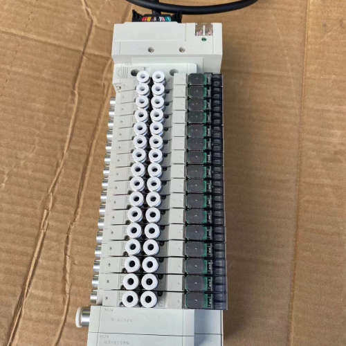 ＣＫＤ电磁阀4GD119，库存2套，几乎，一套16位，一议价