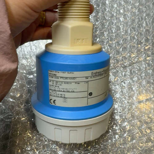 议价E+H恩德斯豪斯电容式物位开关FTC260-AA4D1，蓝白