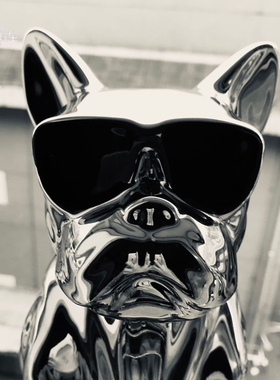 银色眼镜狗斗牛犬北欧现代轻奢摆件样板间客厅软装饰品创意艺术品