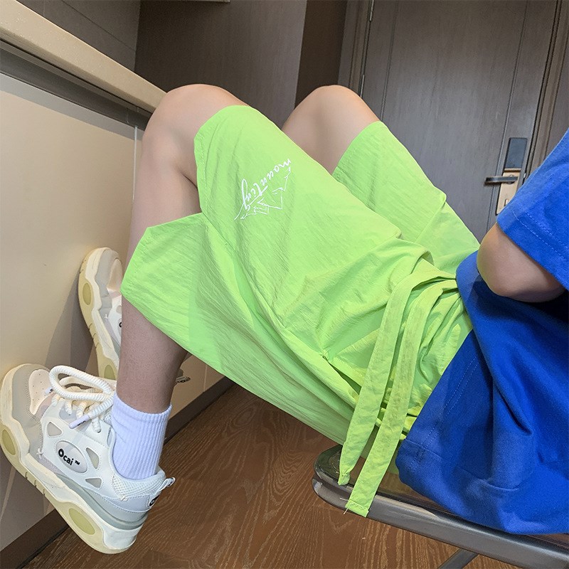 生凉感下水速干短裤男裤衩中裤夏季多巴胺开叉潮牌大码宽松可沙滩