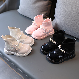 1-3-5岁女孩棉鞋秋冬季一周岁半女宝宝软底公主学步鞋女童皮鞋子2