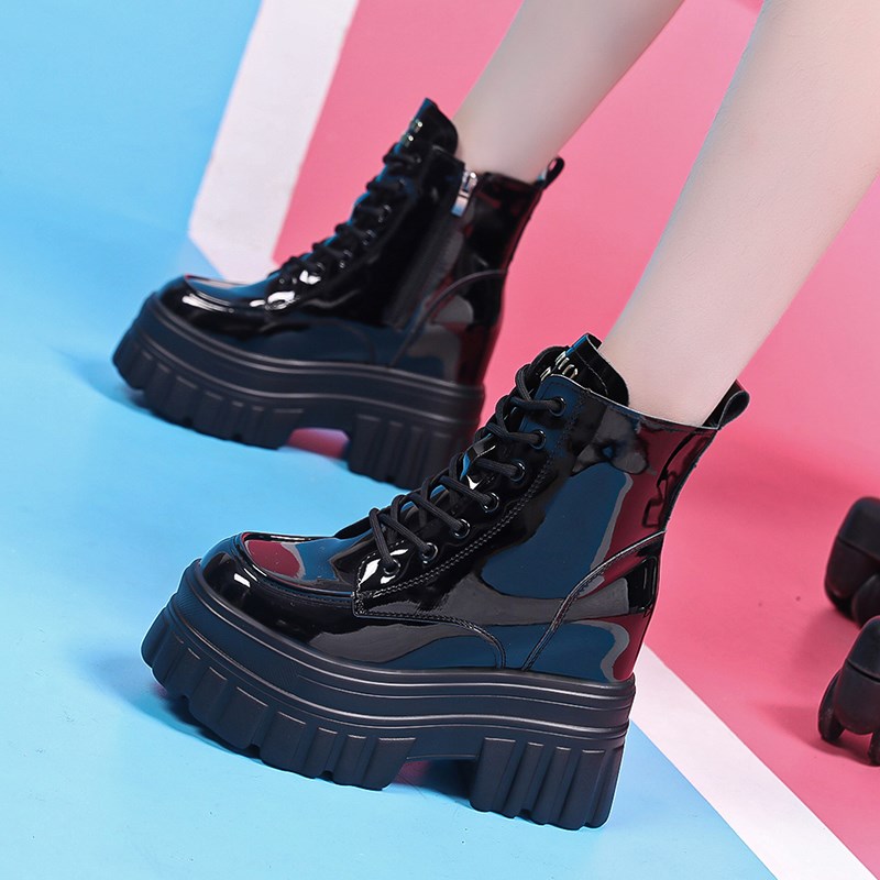 小个子厚底内增高2024年秋冬新款马丁靴靴加绒松糕短筒靴子女鞋靴