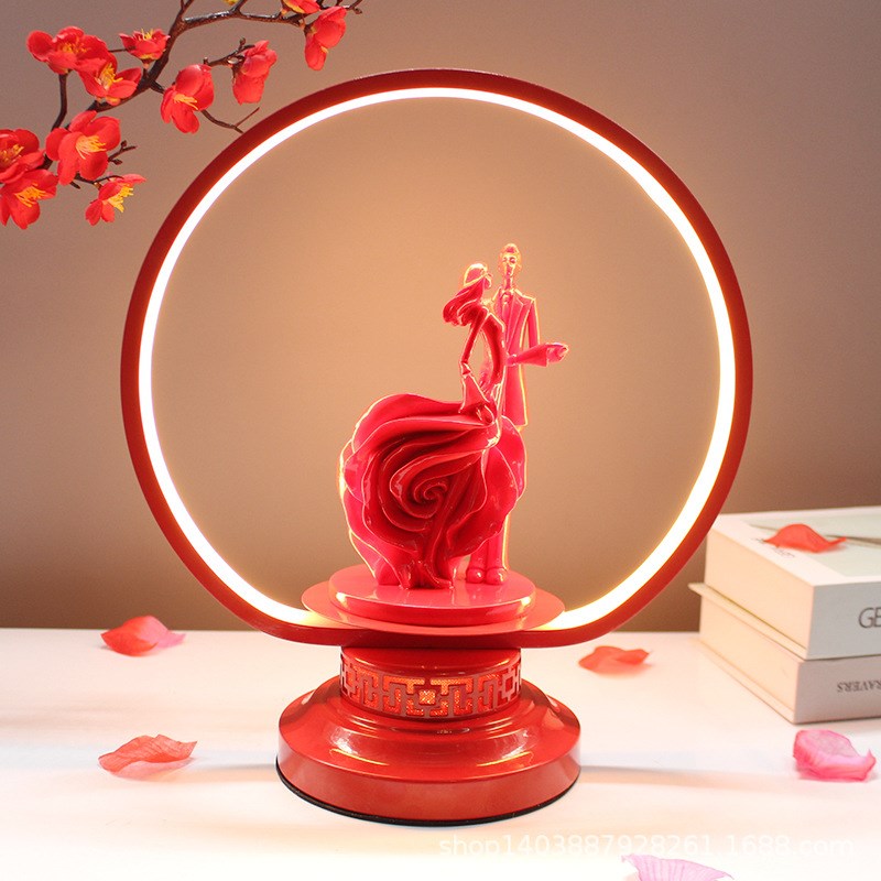 新款创意卧室床头灯红色结婚台灯喜庆室内装饰摆件婚庆礼物摆件品