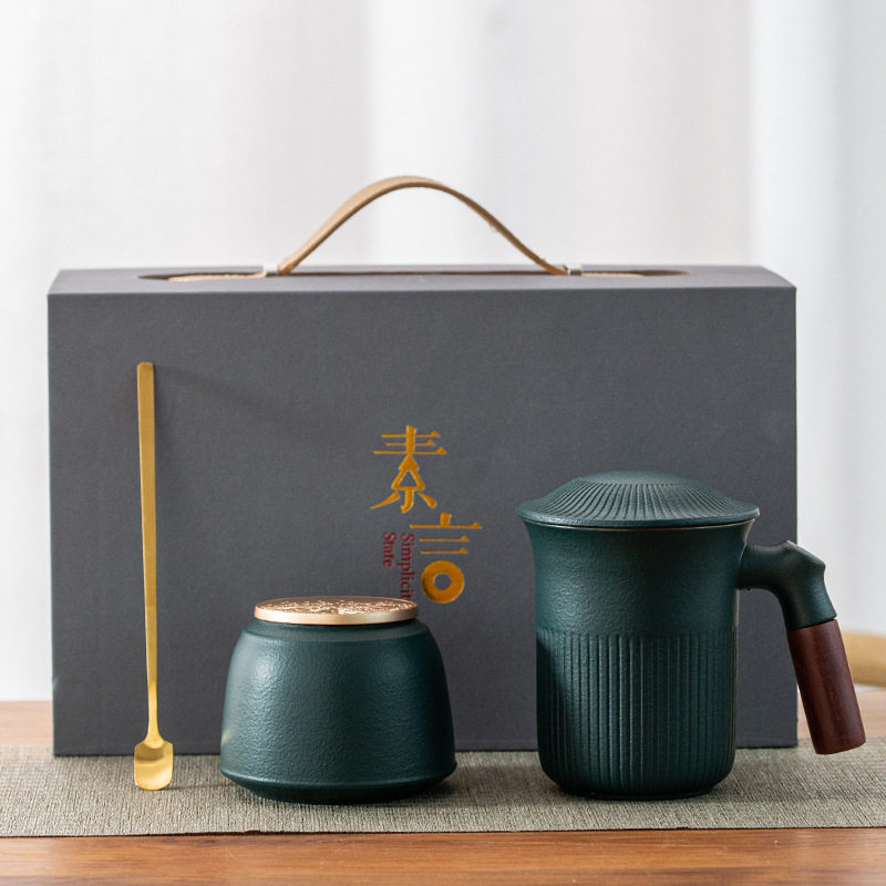 中式茶水分离泡茶杯子陶瓷磨砂家用办公室木柄马克杯带盖过滤茶杯