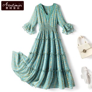 雪纺碎花高腰显瘦V领百褶泡泡袖 夏款 连衣裙 裙子女2024年新款 大码