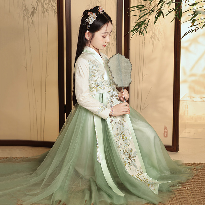 汉服女童2025新款春装古风超仙中国风日常可穿公主裙古装儿童唐装图片