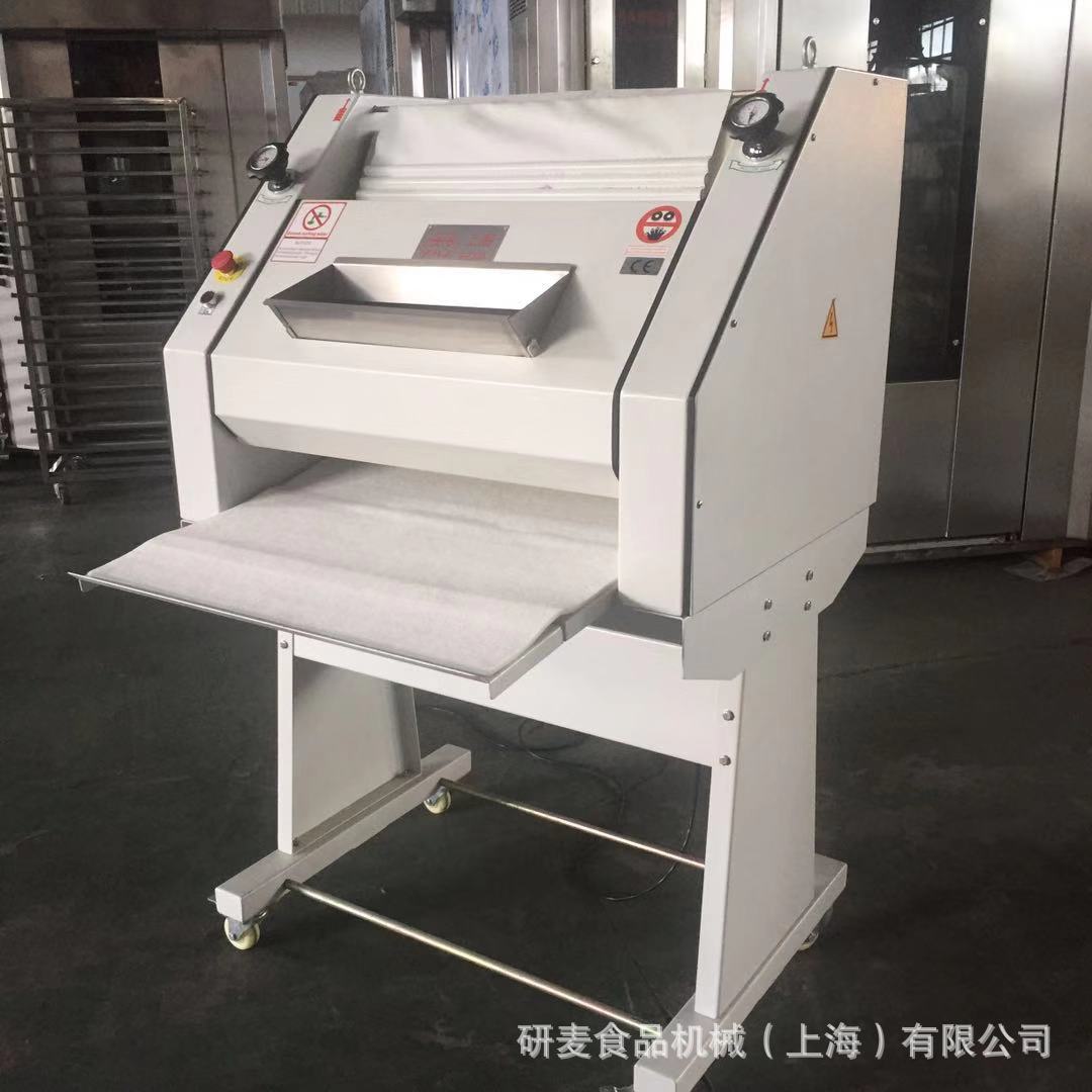 商用法棒整形机长款面包Baguette Machine法棍面包快速自动成型机
