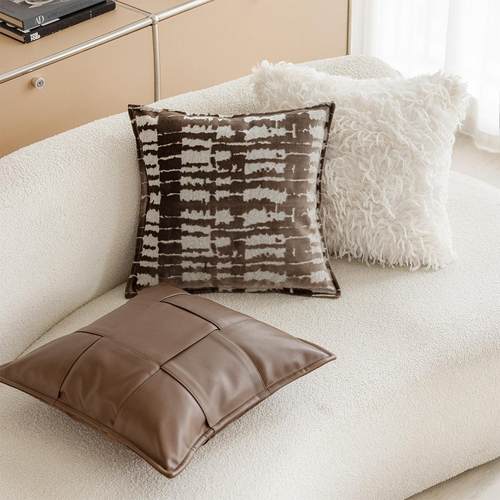 皮革编织沙发抱枕高级感客厅装饰靠枕样板间棕色毛绒靠背枕靠垫套