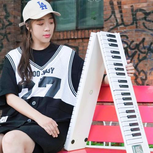 钢琴键盘便携式手卷折叠拼接琴88键初学者家用学生便携大学生专用