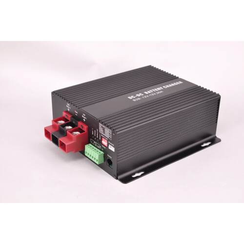 DC-DC直流充电器 房车用12V/30A双电池带蓝牙显示器智能充电器