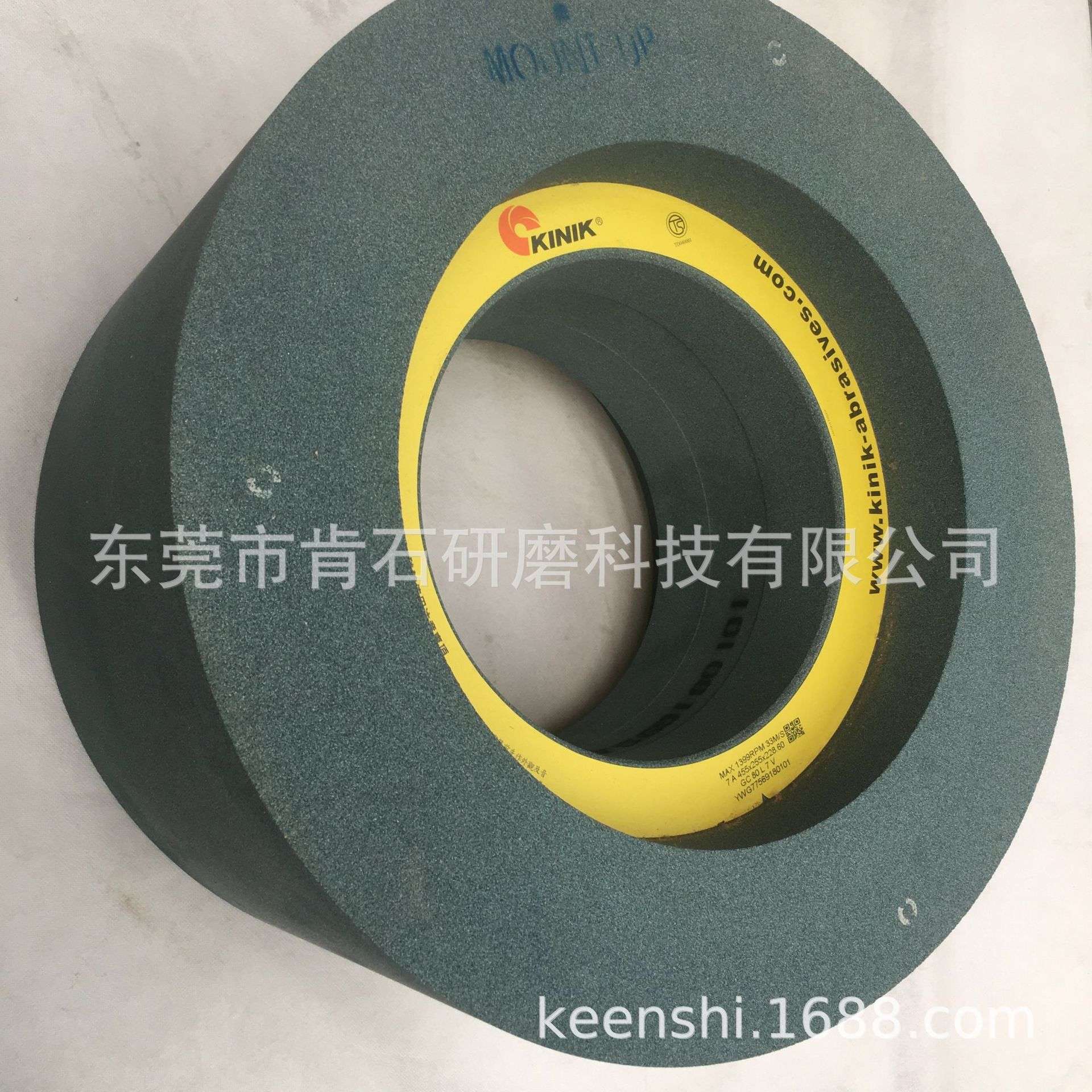 原装KINIK中国砂轮 GC 38A 305X150X120 455X205X228.6无心磨砂轮