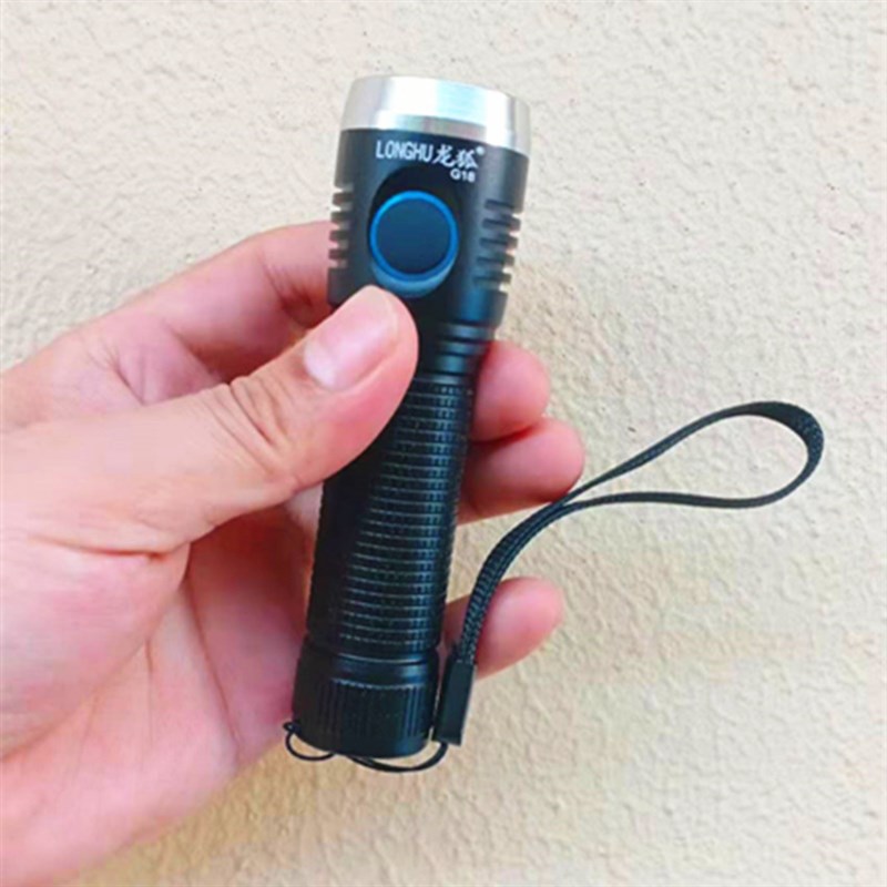 小型便携18650远射多功能家用户外照明锂电池强光超亮充电手电筒