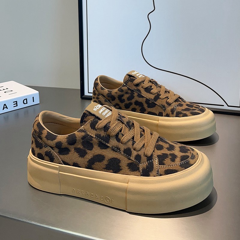 真皮豹纹单鞋女2025秋季新款休闲鞋牛皮松糕厚底学生板鞋平底女鞋
