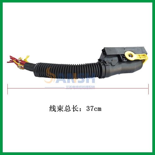 L6200-3823390B适用于天龙霸龙玉柴三立尿素泵控制DCU电脑板插头