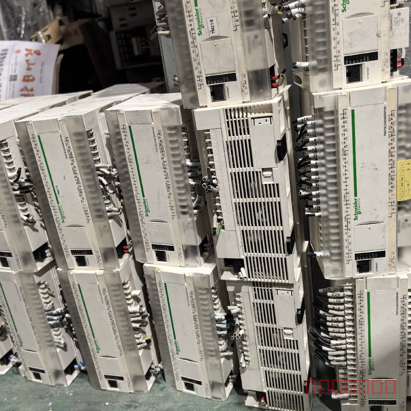 议价TM218LDAE40DRPHN  M218控制器 40I/维修