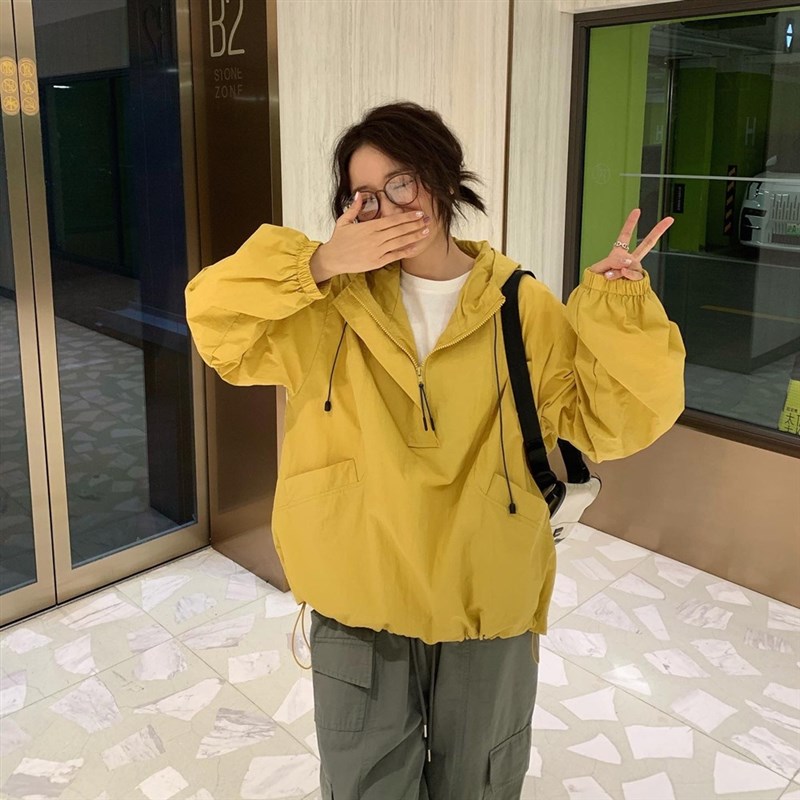 徐蹦蹦 颜色显白 日系s春夏轻户外连帽冲锋衣女宽松半拉链休闲上