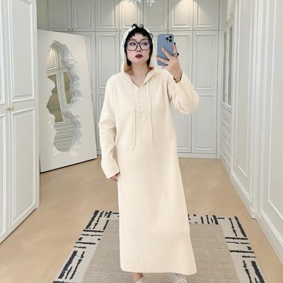 配大衣高级感针织连衣裙大码女装200F斤胖mm藏肉连帽内搭打底长裙