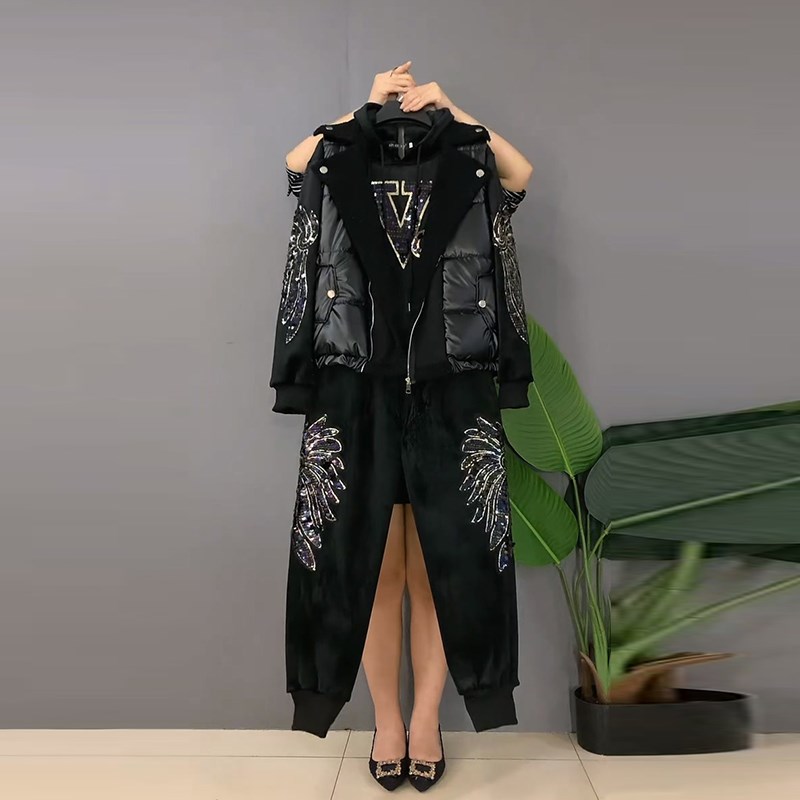 2024秋冬爆款潮范套装大v码女装胖妹妹加绒加厚马甲卫衣裤子三件