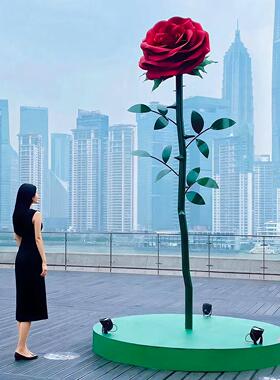 网红云朵秋千座椅风景区海边拍照装饰爱心天梯打卡彷真粉玫瑰花雕