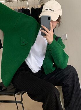韩版慵懒风毛衣外套秋季新款设计感纯色宽松V领单排扣针织开衫女