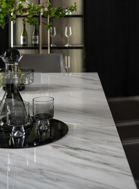 现代简约轻奢饰品摆件镜面托盘花瓶餐盘组合样板房客厅桌面装饰品