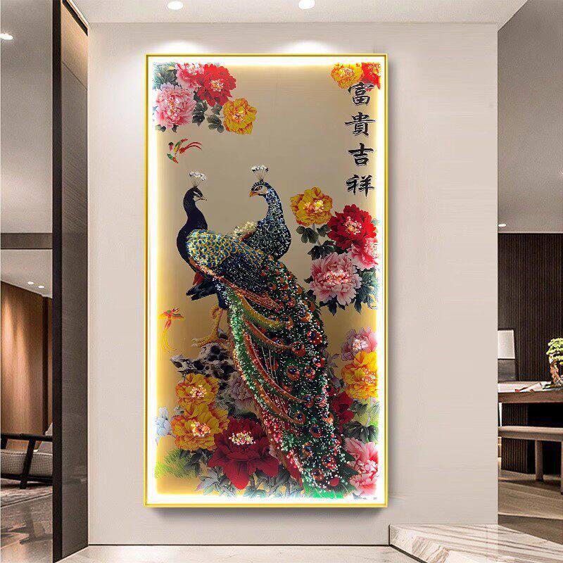 孔雀玄关装饰画高级感入户走廊过道挂画轻奢大气晶瓷镶钻带灯壁画