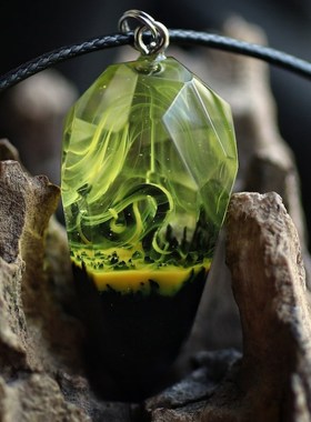 星座树脂夜光吊坠发光项链个性纯手工情侣男女生日礼物