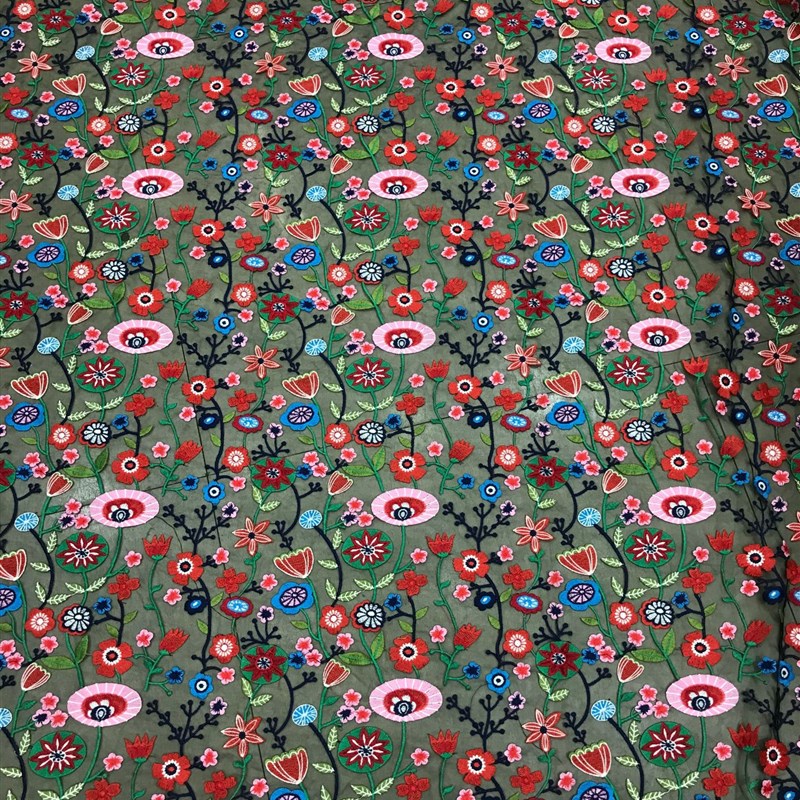 网纱刺绣面料 水溶多色绣花布 量大价优 旗袍连衣裙面料