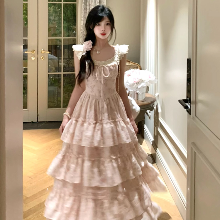 精致甜美小飞袖碎花礼服长裙温柔收腰显瘦高级感公主蛋糕连衣裙子