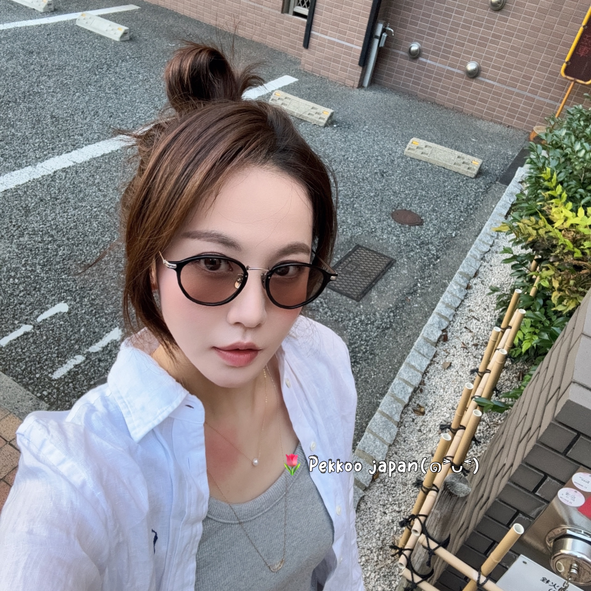 黑框墨镜金属镜腿棕色镜片