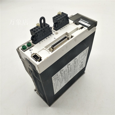 MCDKT3520E 伺服驱动 750W 实物拍摄