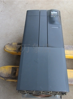 6SE6430-2UD35-5FA0 变频器 MM430 55KW 实拍