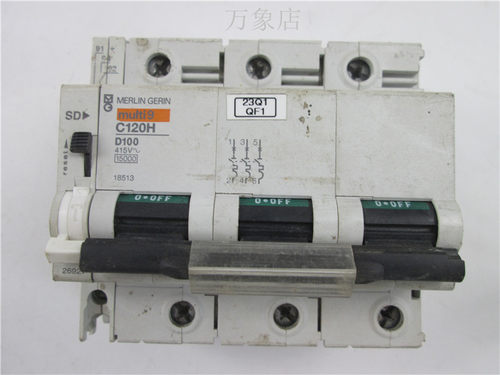MERLIN GERIN  MULTI9 C120H D100 断路器 空开 3P 实物拍摄