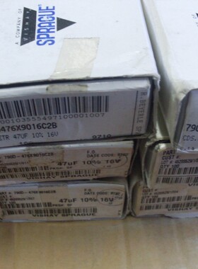790D476X9016C2B 原盒SPRAGUE Vishay 16V47UF  直插 钽质电容器