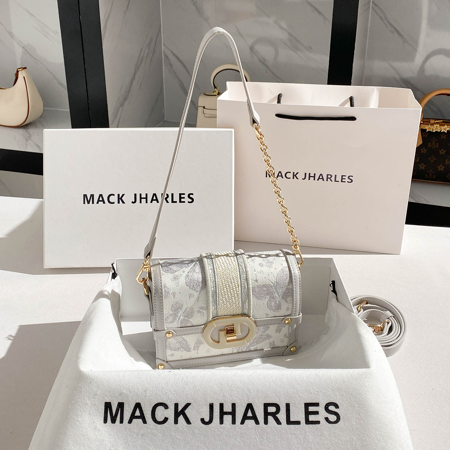 新中式链条包包2025新款感刺绣腋下小方包