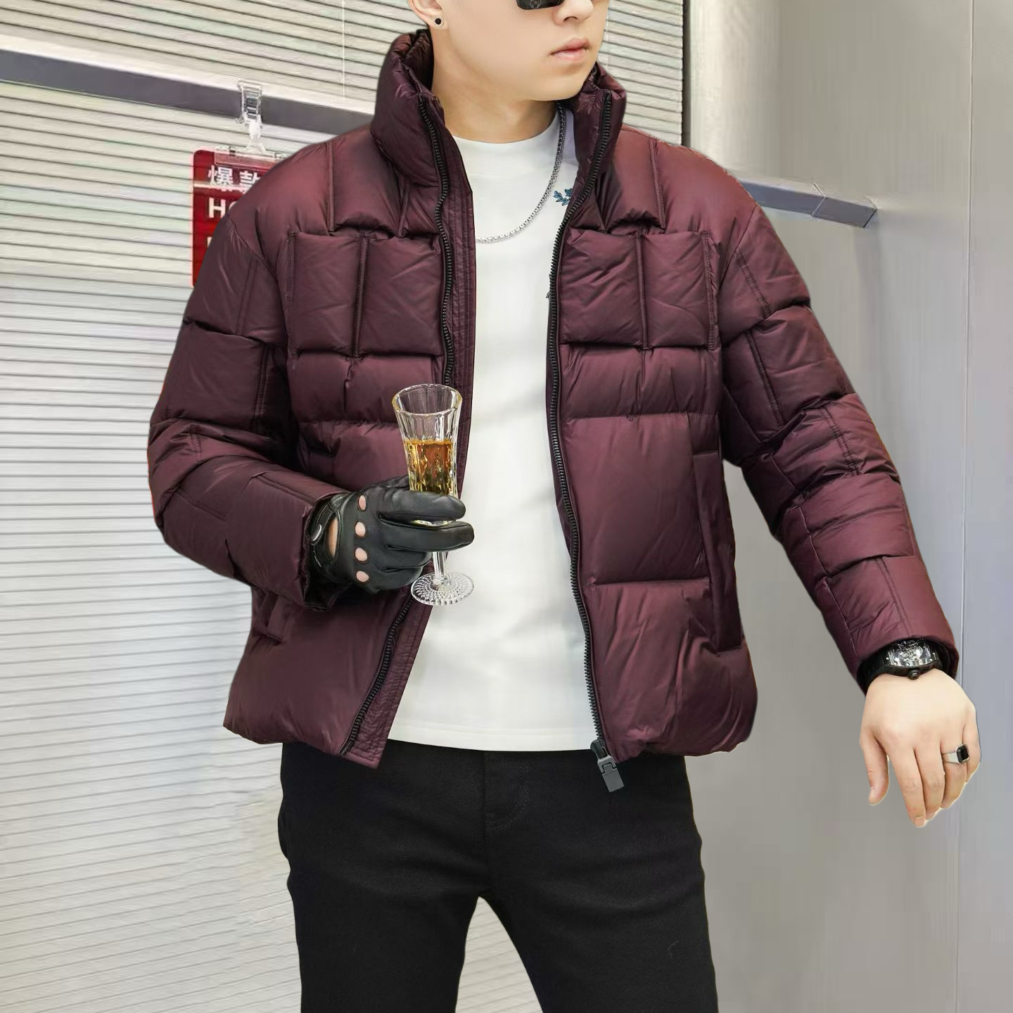 2025冬季新品加厚立领羽绒服男欧货高端纯色修身时尚休闲90白鸭绒