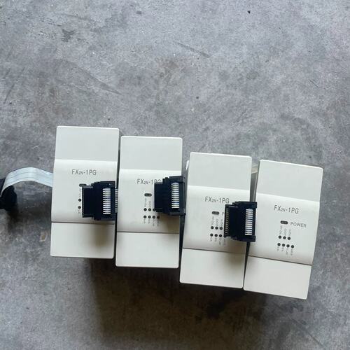询价PLC FX2N-1PG，成色如图，功能包好，120包可维修