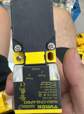 图尔克NI40U-CP40-AP6X2接近传感器